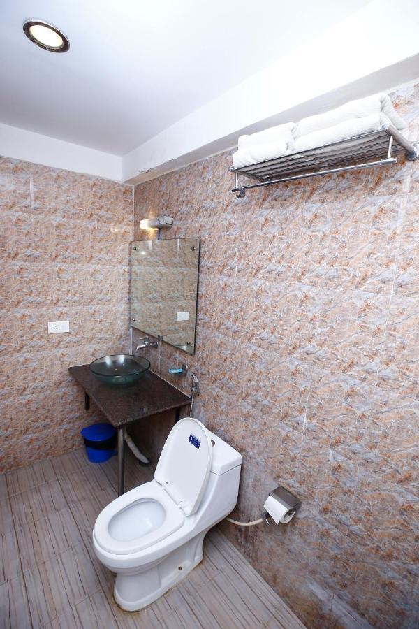 Capital Suites Bangalore Exterior foto