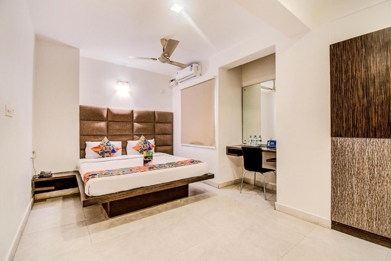 Capital Suites Bangalore Exterior foto