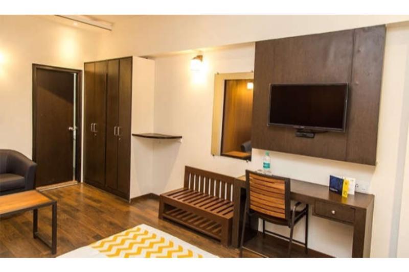 Capital Suites Bangalore Exterior foto